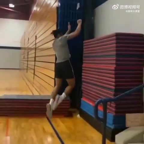 这样的弹跳，能去打NBA吗？