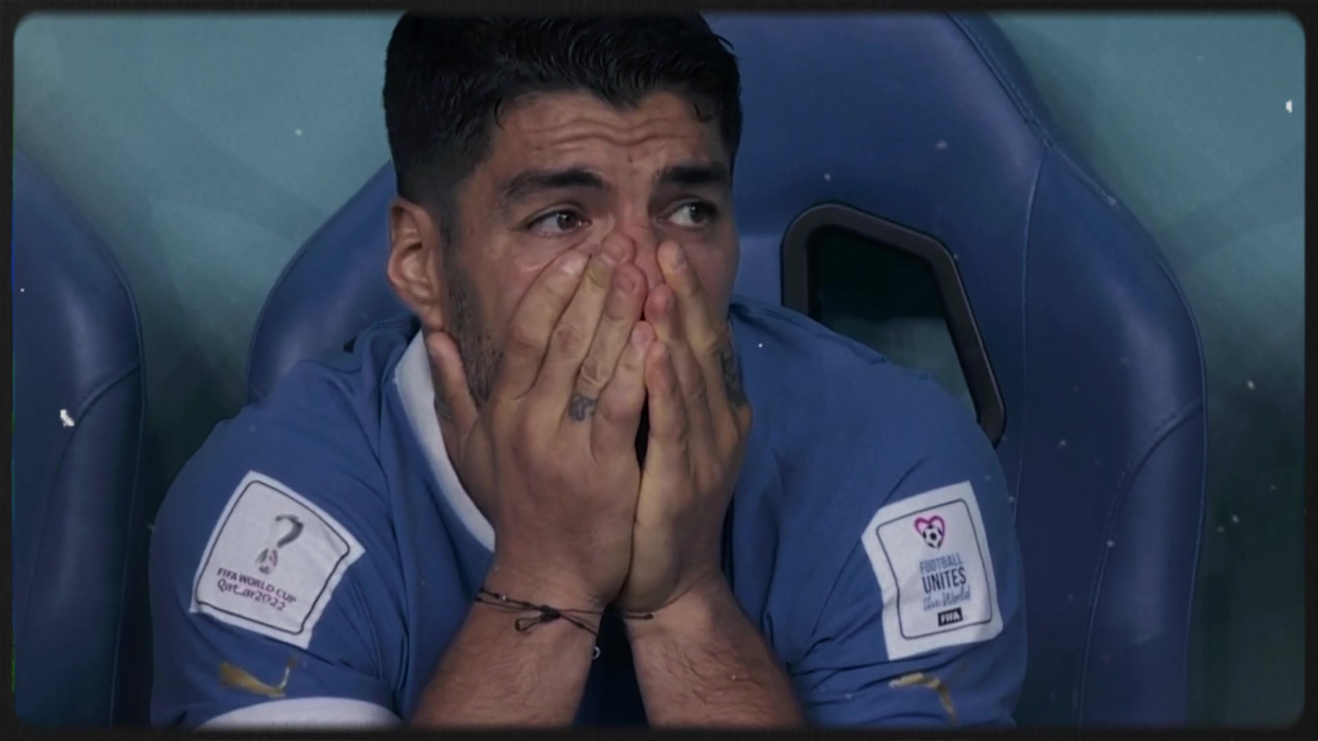 诸神黄昏！苏神落泪！得知韩国进球后的乌拉圭球迷无比伤心