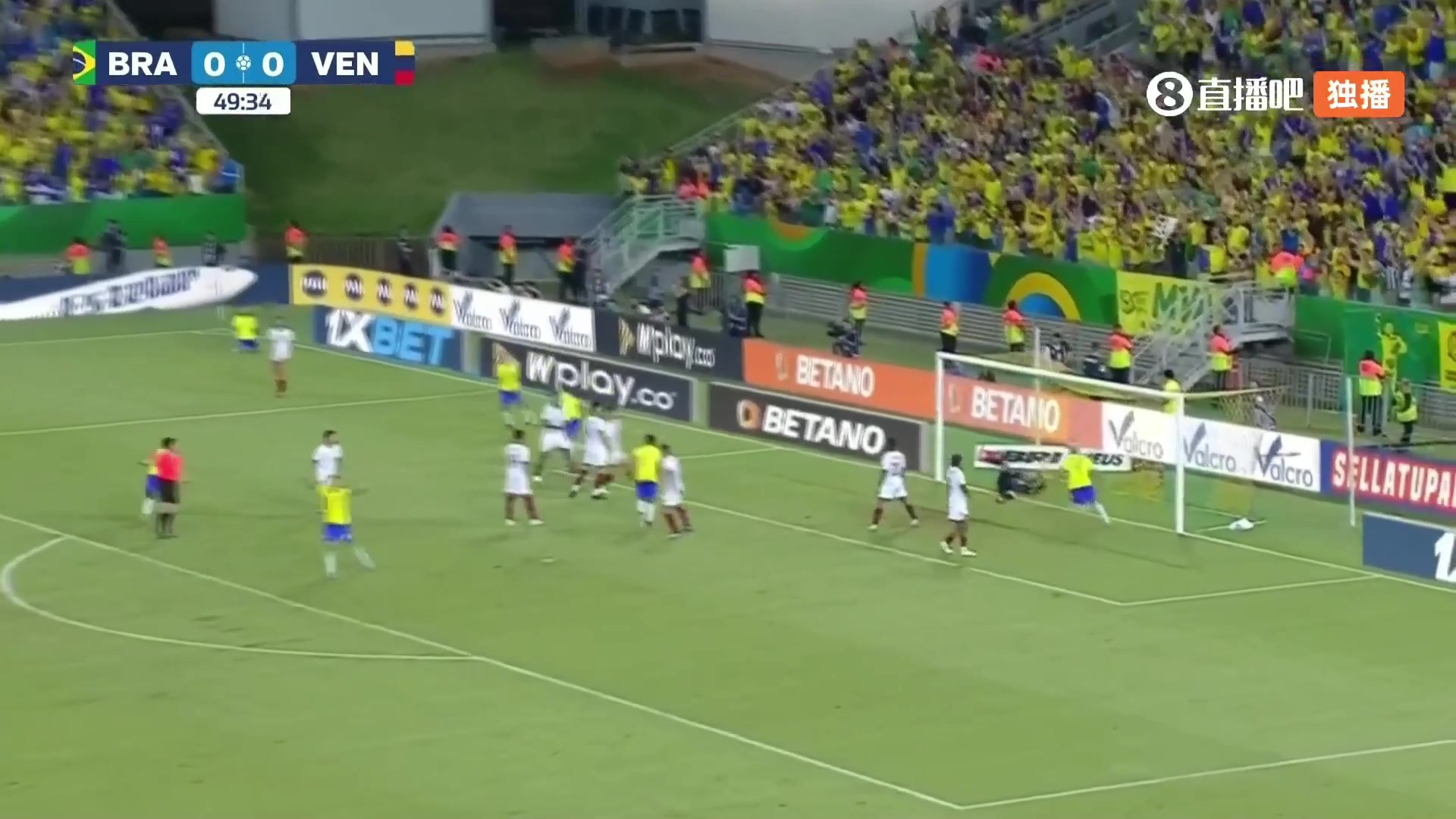 巴西1-0领先！内马尔助攻，加布里埃尔头球破门