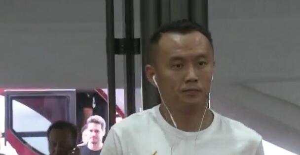范晓冬谈淄博烧烤：卑微的热情还是要注意，风头过后就是是非