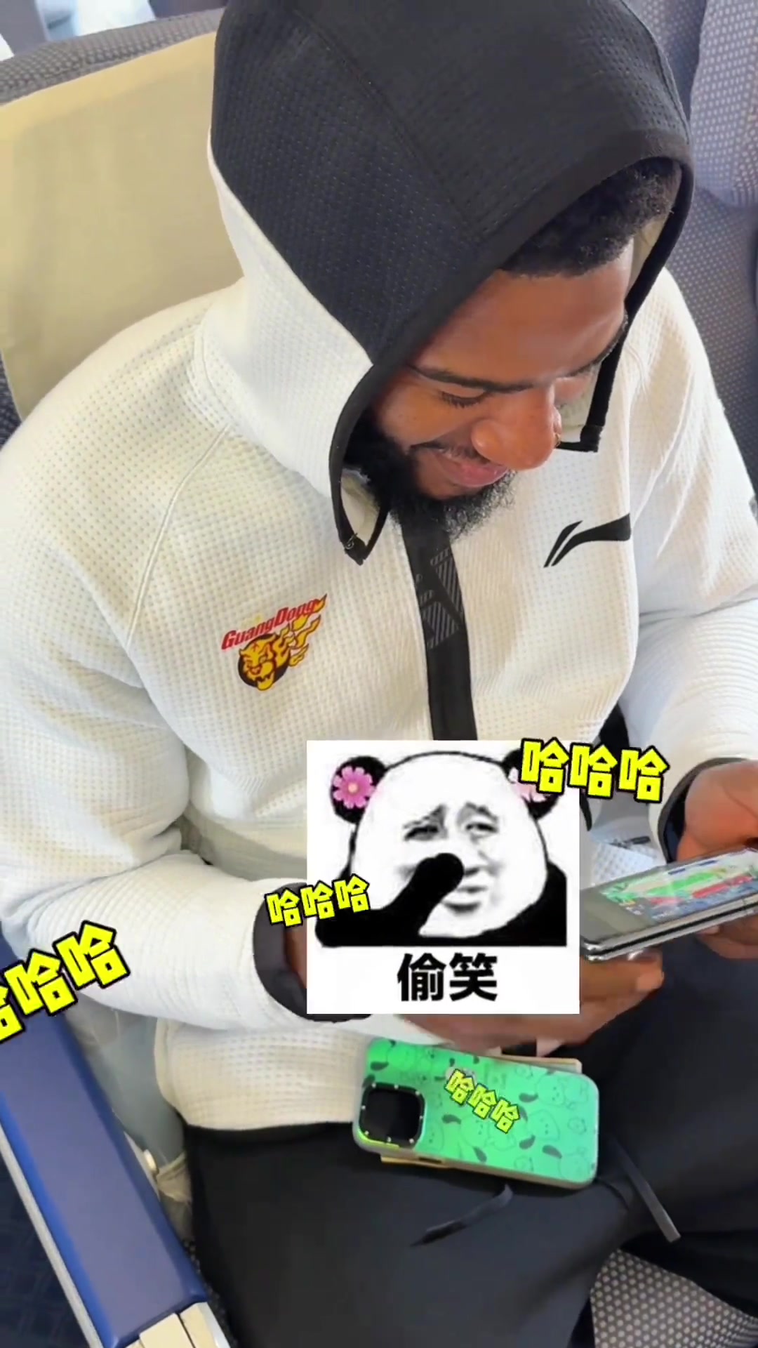 哎！丁彦宇航现身超级草根训练赛 未来打野球？