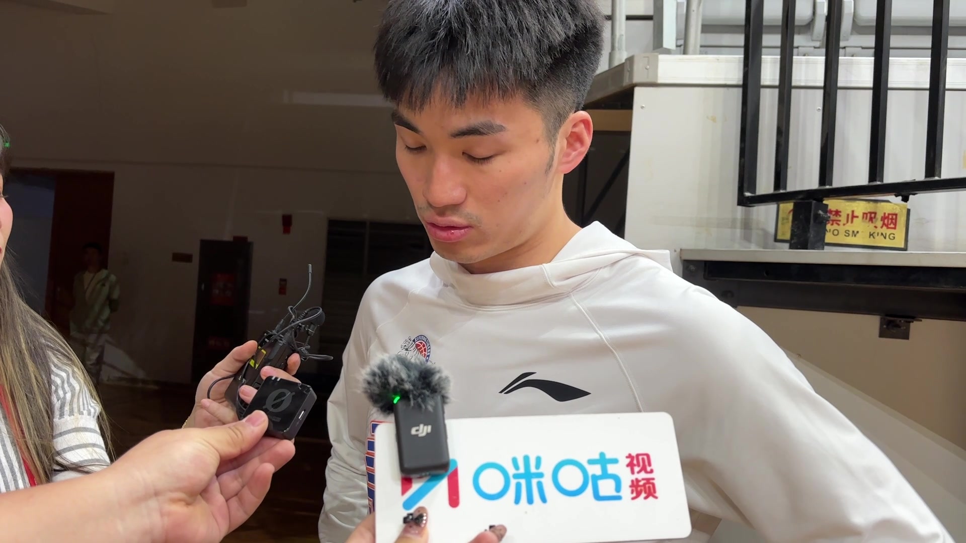郭小仙这白菜叶子都穿出高级感了~