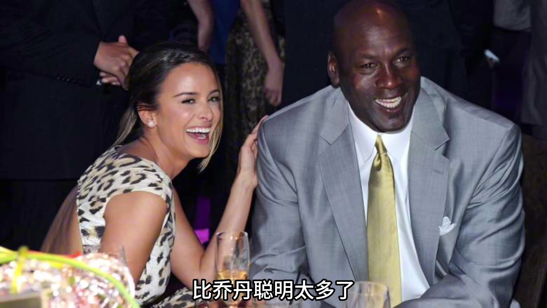 未来NBA的门面人物,爱德华兹处理感情的手法比乔丹聪明多了