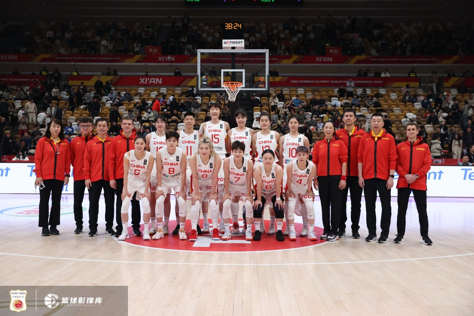 篮协：辞旧迎新之际女篮仍拼搏在FIBA赛场 向她们致敬