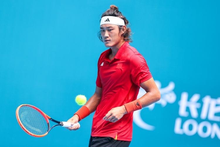 ATP250阿拉木图站男单首轮，张之臻0-2不敌卡拉采夫出局