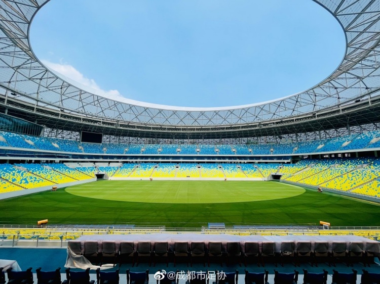 足球报：2023赛季国安、海港、申花、昆山、蓉城5队启用专业球场