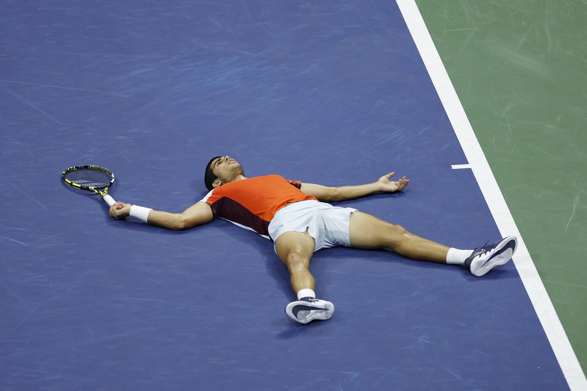 再度苦战！阿尔卡拉斯3-2险胜蒂亚福 首进美网男单决赛