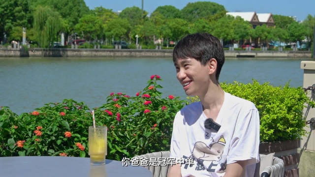 刘航专访Doinb：Doinb是一个打比赛认真，想要冠军的选手
