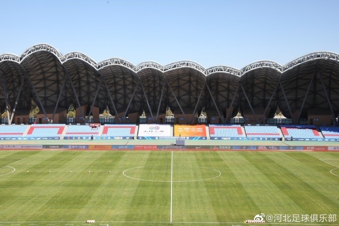 河北队坐镇大同体育中心对阵沧州，山西省首次承办中超主场赛事