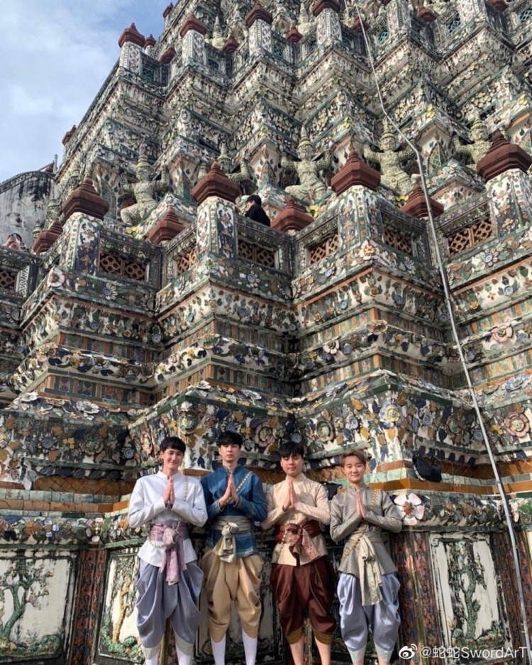 SwordArT更新泰国旅游照：超级热