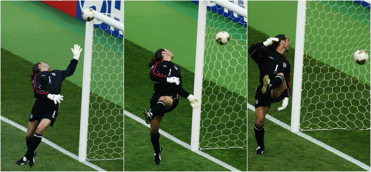 【世界杯名场面】2002世界杯，小罗任意球吊射希曼