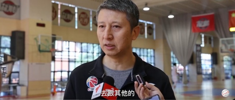 郭士强：希望三位广州队员都能进入中国男篮最后的12人大名单