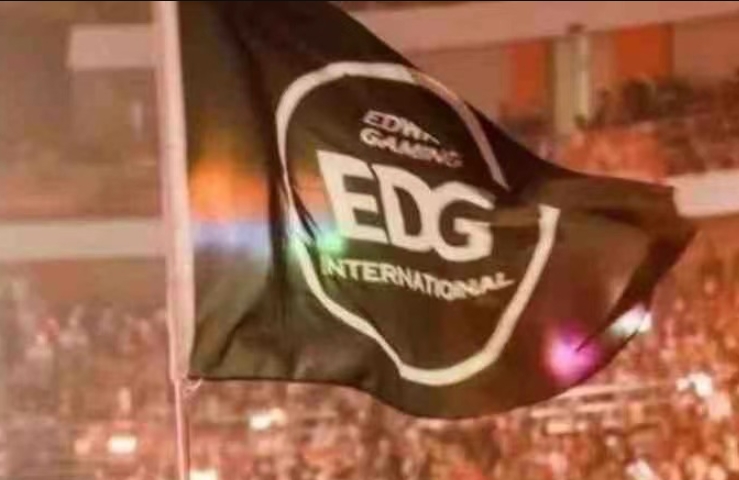 EDG建队以来 第十八次晋级季后赛 累计斩获6冠 队史仅一次未晋级