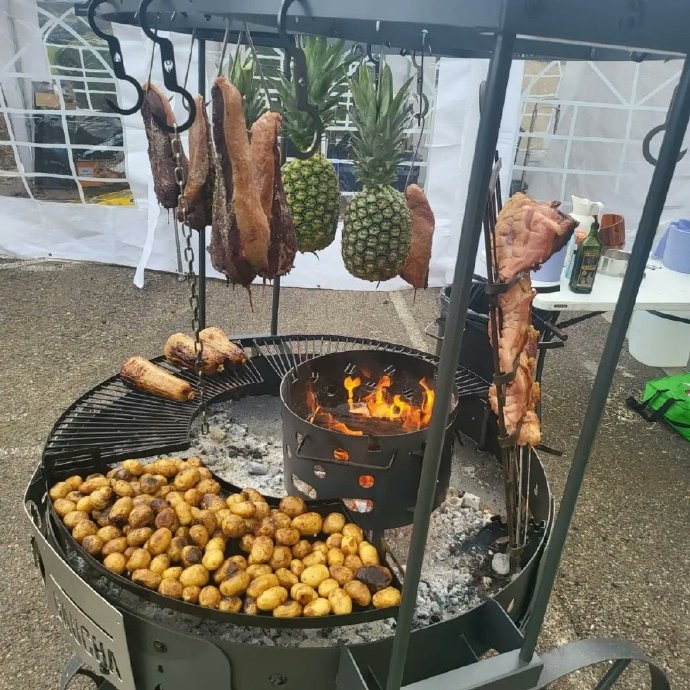 【谁看了不迷糊】波切蒂诺上任切尔西第一天请吃阿根廷烤肉
