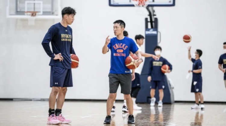 这个日本人，要当NBA主教练