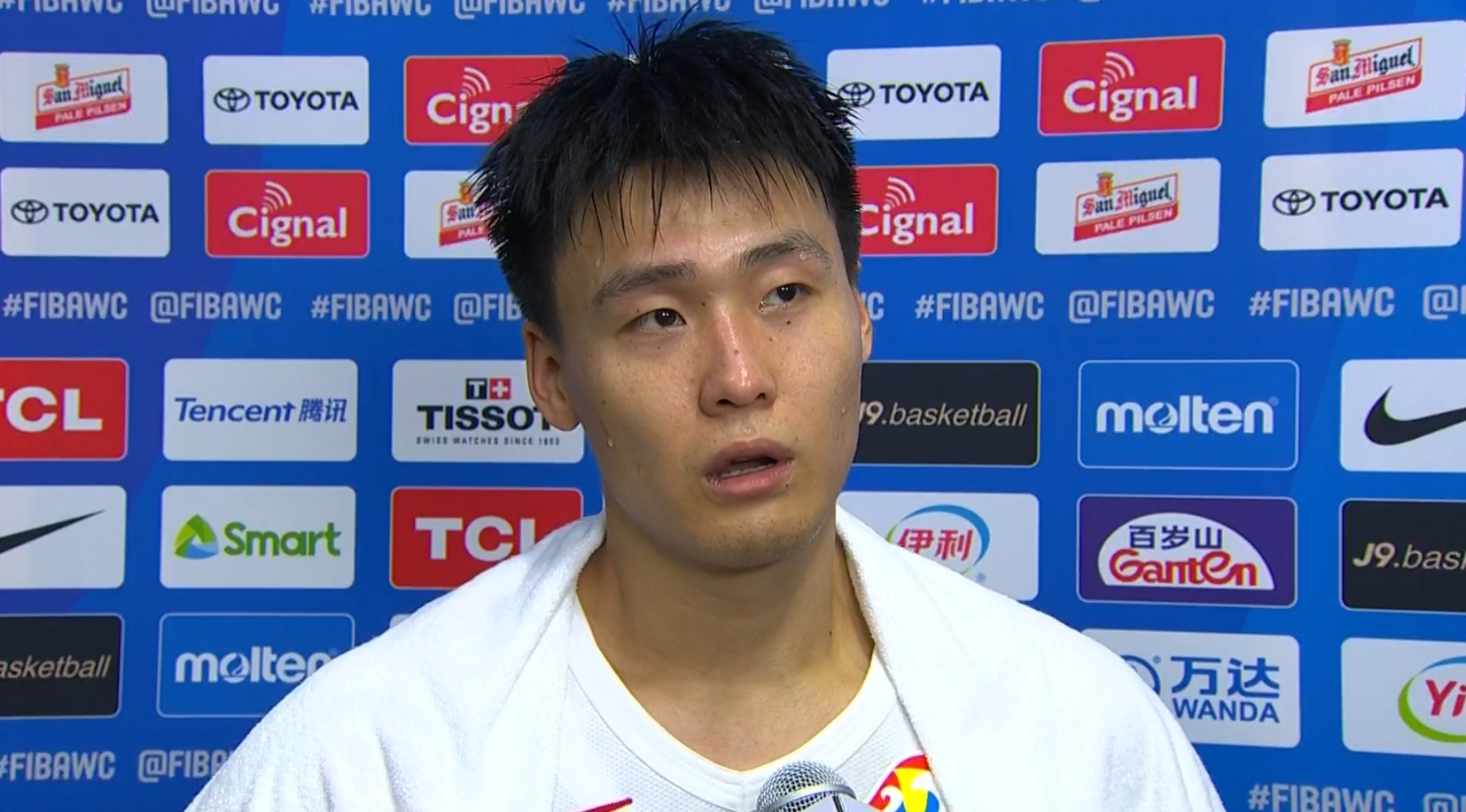 赵睿：很遗憾想向所有支持和关注中国男篮的球迷们说声抱歉