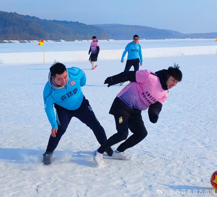 【春城杯】2023长春净月潭五人制雪地足球赛展开第三轮较量