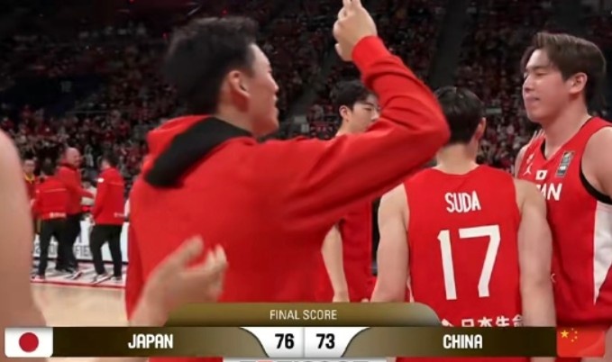王猛：中国男篮有优势但打不出来这场其实是可以赢的