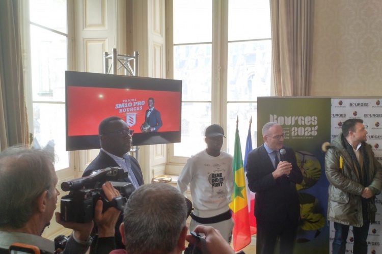 成为法国第4级联赛球队股东！马内：培养塞内加尔年轻人带到这里
