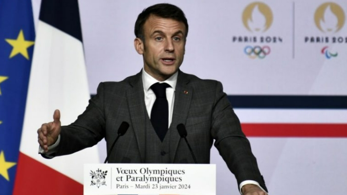 法国总统马克龙：我们要求俄罗斯在奥运会期间停火