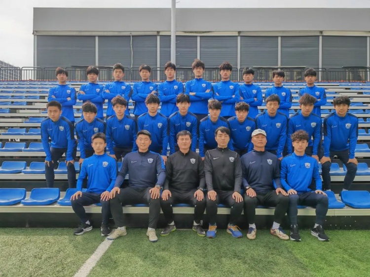 结束集训雄狮U19明日出征全国青年足球联赛