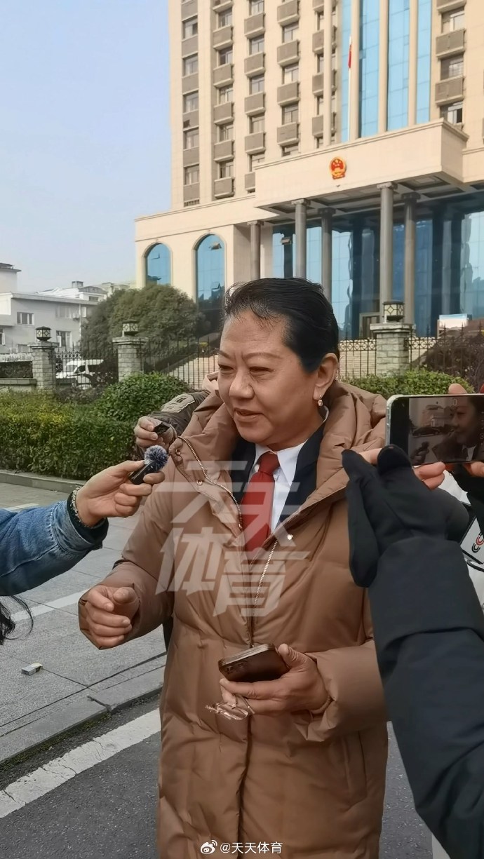提交上诉书!李铁辩护律师:一审判决的第十天,再次来到咸宁中院