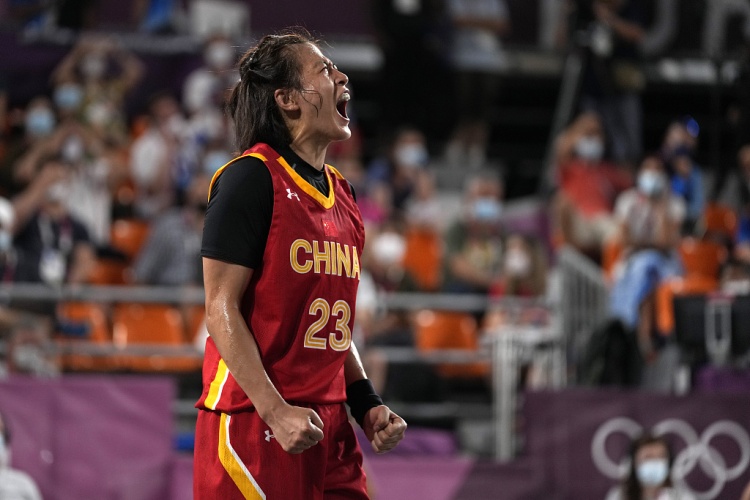 FIBA3x3女子系列赛年度总决赛：中国女队三连胜晋级半决赛