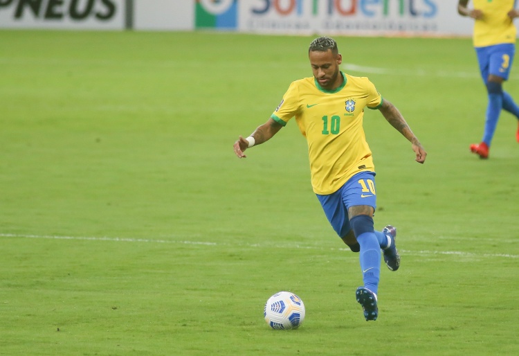 济科：内马尔出场能让其他队友受益 巴西能赢本届世界杯冠军