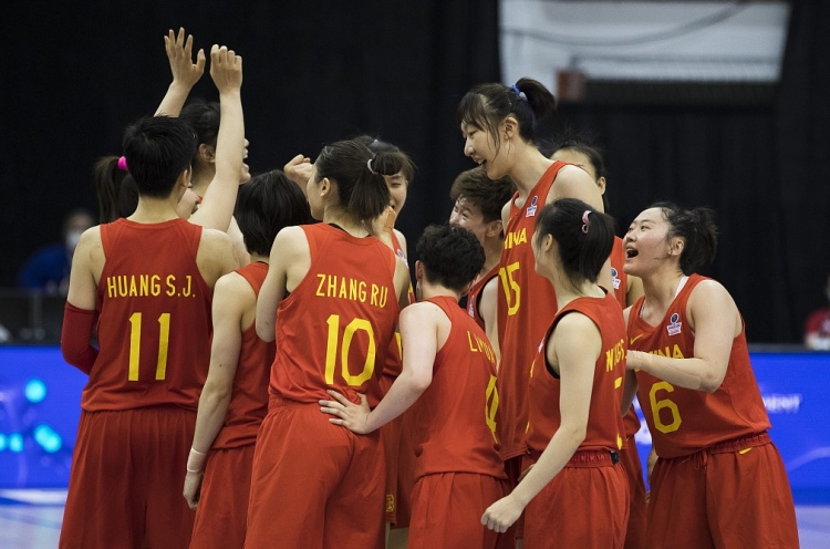女篮晋级决赛！孙铭徽发文祝贺：恭喜中国女篮！太棒啦！