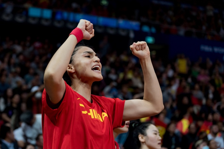 迪拉娜发文：很幸运成为中国女篮的一员 真的学习到了很多