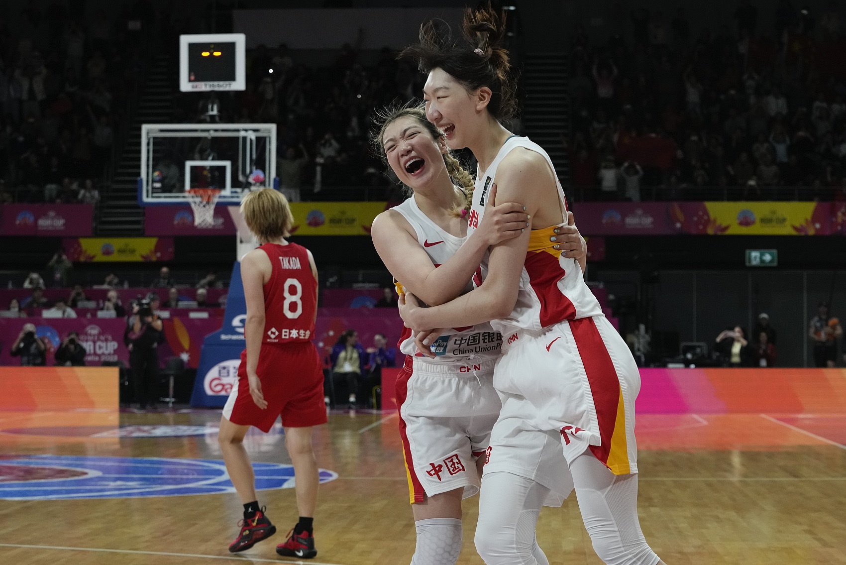 低！WNBA今年薪资最高23.5万李梦和韩旭均为6.2万