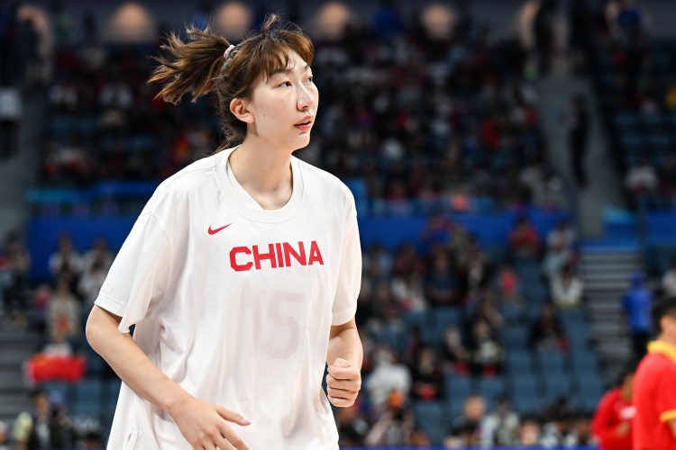 大胜新西兰！孔德昕：中国女篮防守强度在线双方实力差距明显