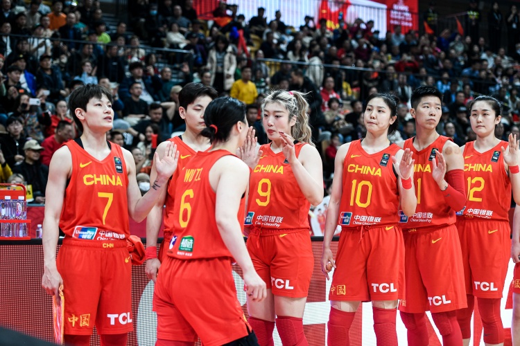季孟年：避开法国是好签中国女篮有机会以小组头名身份突围