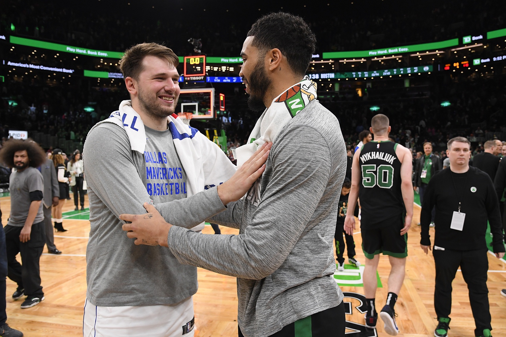 谁人登顶现役NBA探花郎还没人夺冠今年总决赛双方4个探花